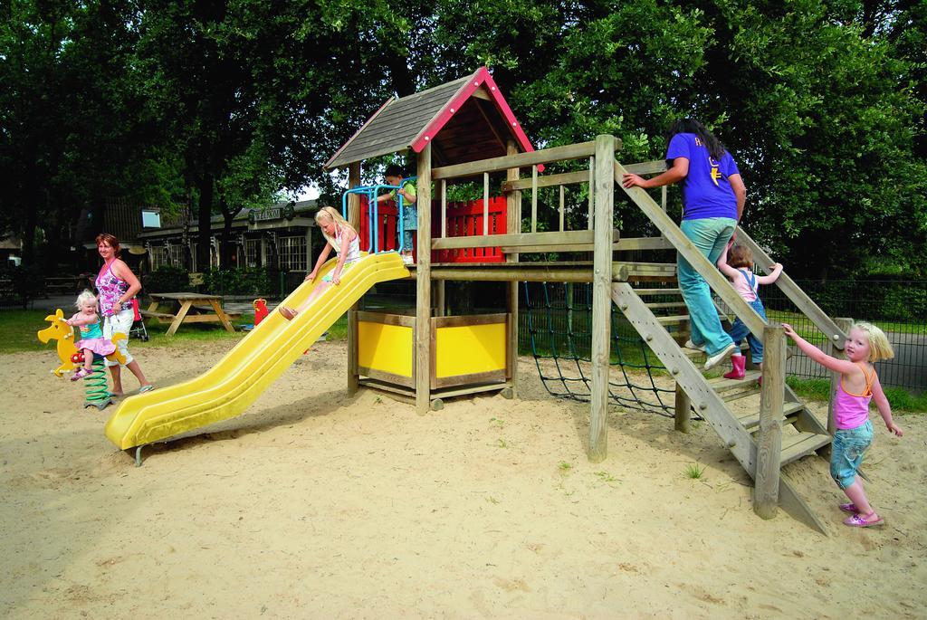 Roompot Recreatiepark De Tolplas Vriezenveen Εξωτερικό φωτογραφία