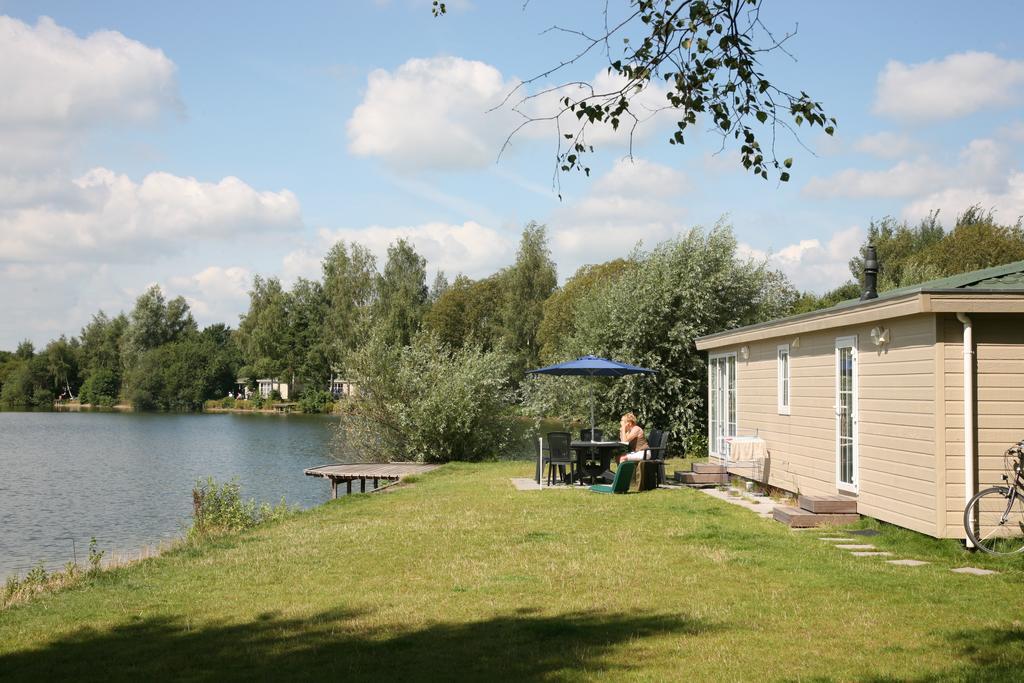 Roompot Recreatiepark De Tolplas Vriezenveen Εξωτερικό φωτογραφία